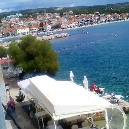 Guest house Karloroom-primosten *